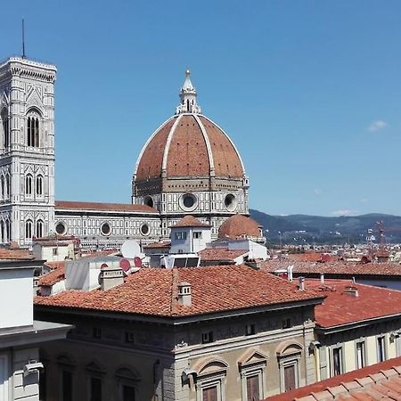 Laura Apartment In The Heart Of Florence Exterior photo